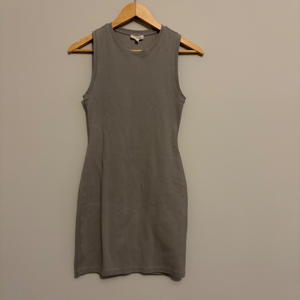 Wilfred Free Aritzia Taupe Grey Ribbed Sleeveless Bodycon Mini Dress Small